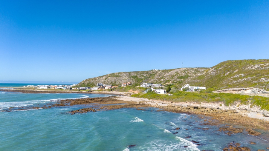 6 Bedroom Property for Sale in Agulhas Western Cape